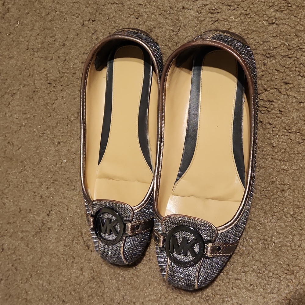 Micheal Kors flats